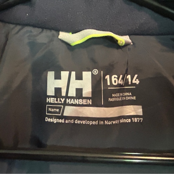 boys Helly Hansen ski jacket - Picture 2 of 7